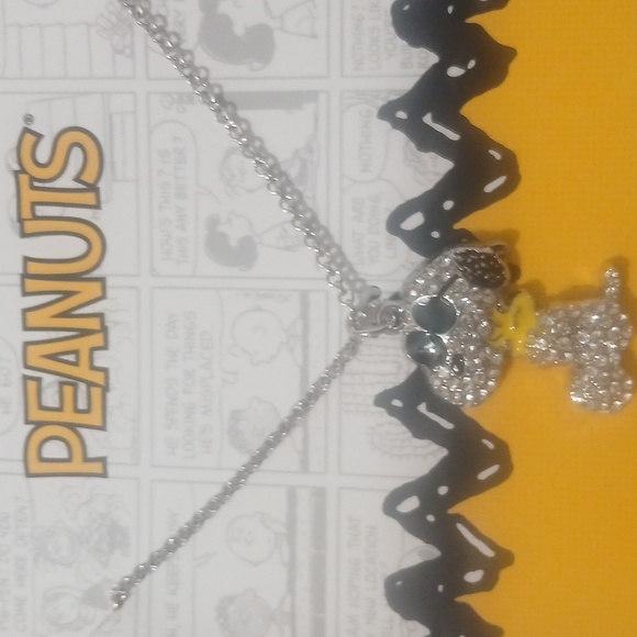 Joe Cool Neckless - Picture 3 of 3